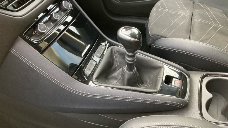 Vauxhall Grandland 1.2 Turbo Ultimate 5dr Petrol Hatchback